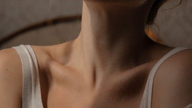 How-to-get-rid-of-neck-lines.jpg
