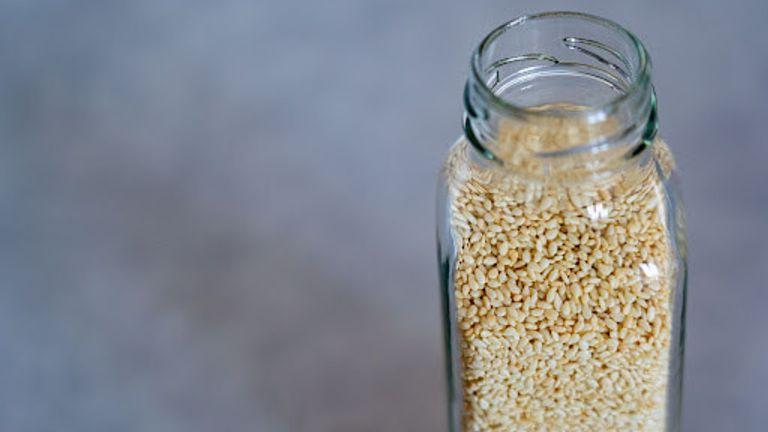 benefits-of-sesame-oil-for-hair_1.jpg