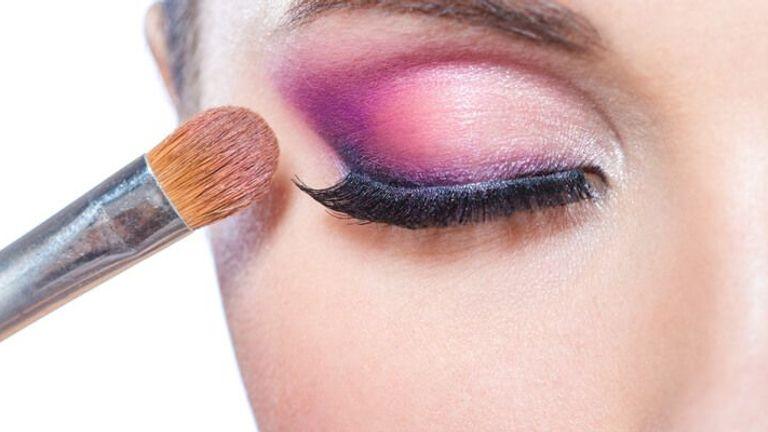 cut-crease-eye-makeup-look.jpeg