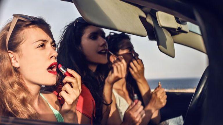 travel-beauty-products.jpeg
