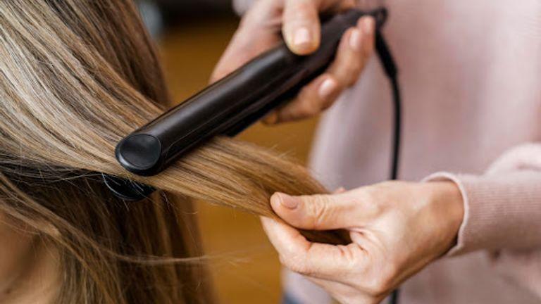 Benefits-of-Hair-Straightening_1.jpg