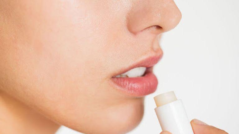 benefits of using lip balm